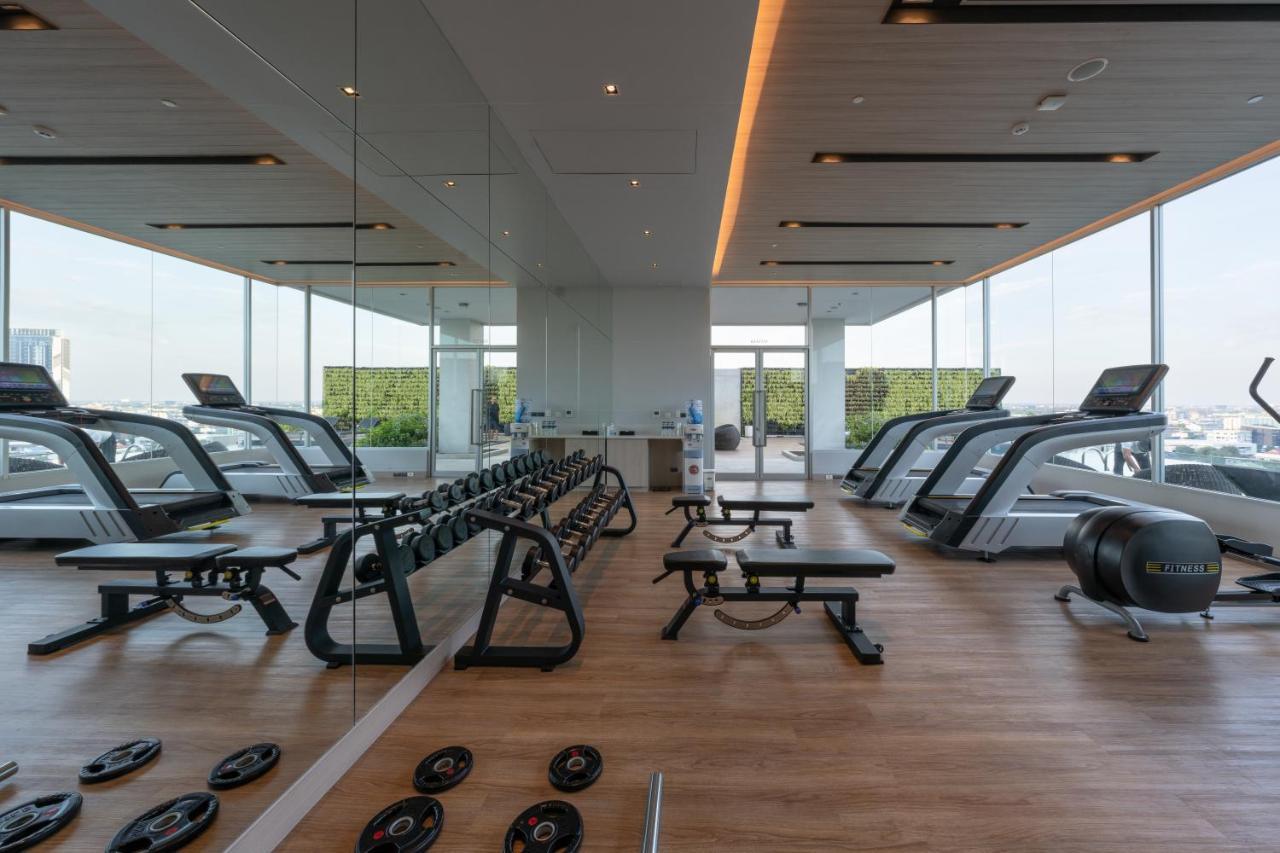 Centre Point Hotel Terminal21 Korat Nakhonratchasima Dış mekan fotoğraf The gym at the 101 Tower