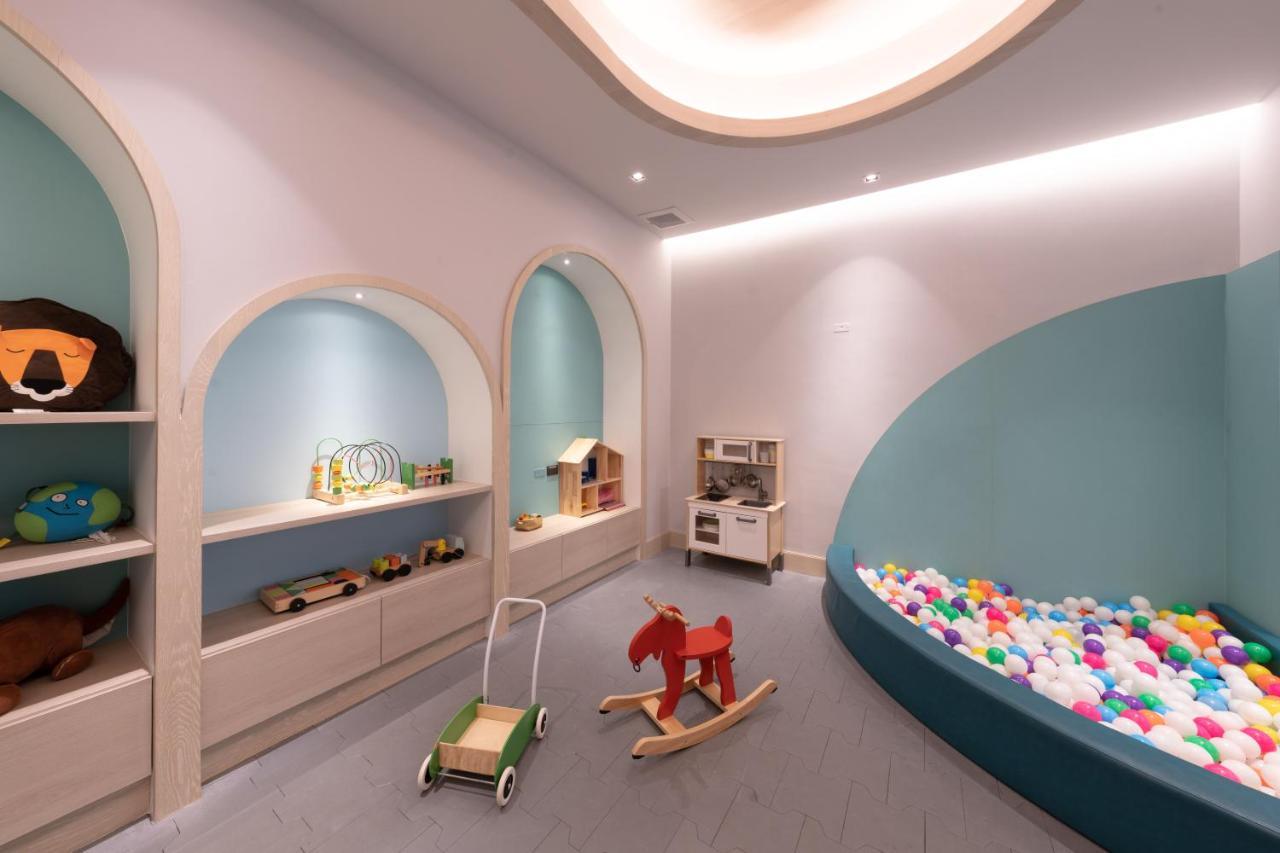 Centre Point Hotel Terminal21 Korat Nakhonratchasima Dış mekan fotoğraf The Children's Hospital at St. Jude